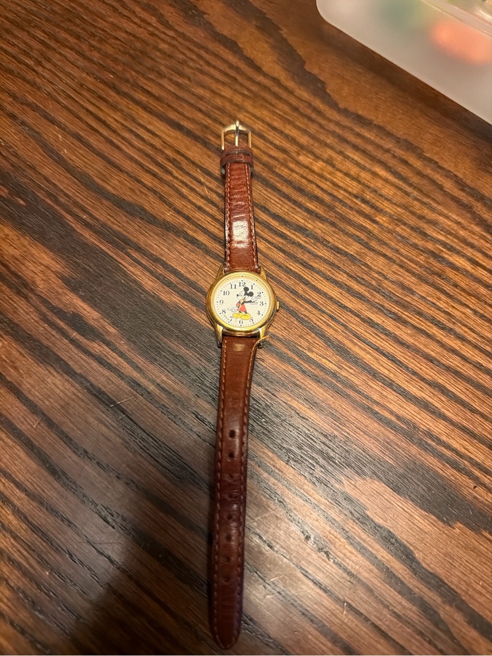 Vintage Mickey Mouse Brown Leather Strap Watch